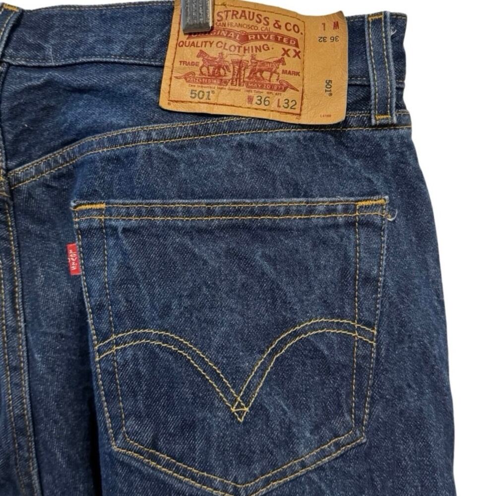 Vintage Levi’s Jeans Men’s straight 36 x32 Blue 501 Button Fly Denim Western Y2K - Picture 11 of 12